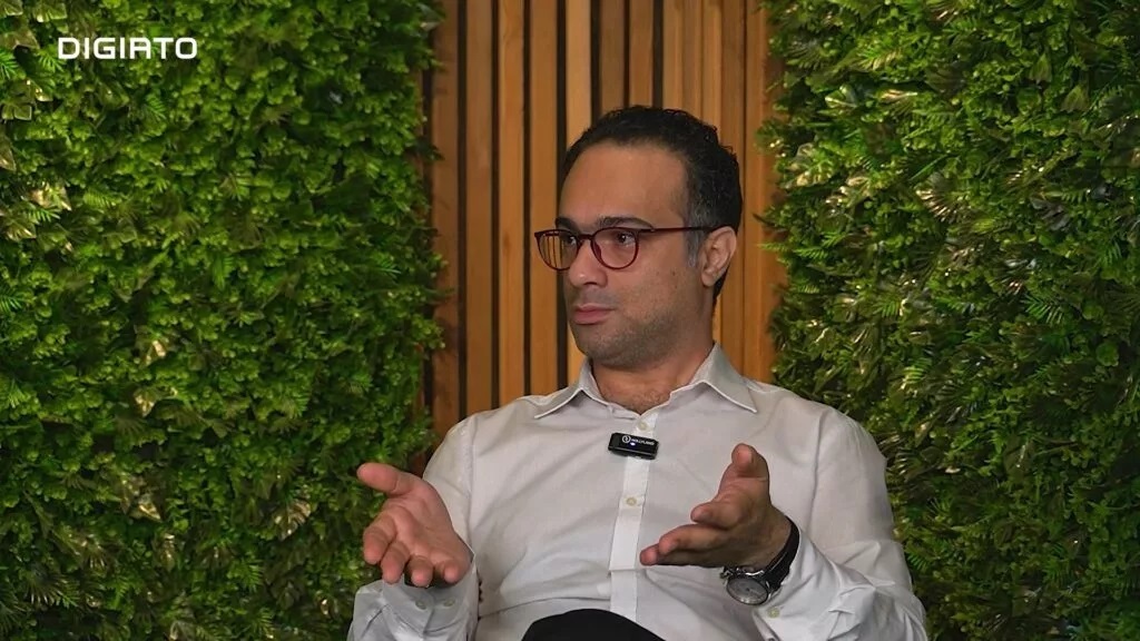 معاون تجاری زیتل:‌ صنایع دیجیتال و غیردیجیتال باید برای پیشبرد انقلاب صنعتی چهارم به یکدیگر نزدیک شوند