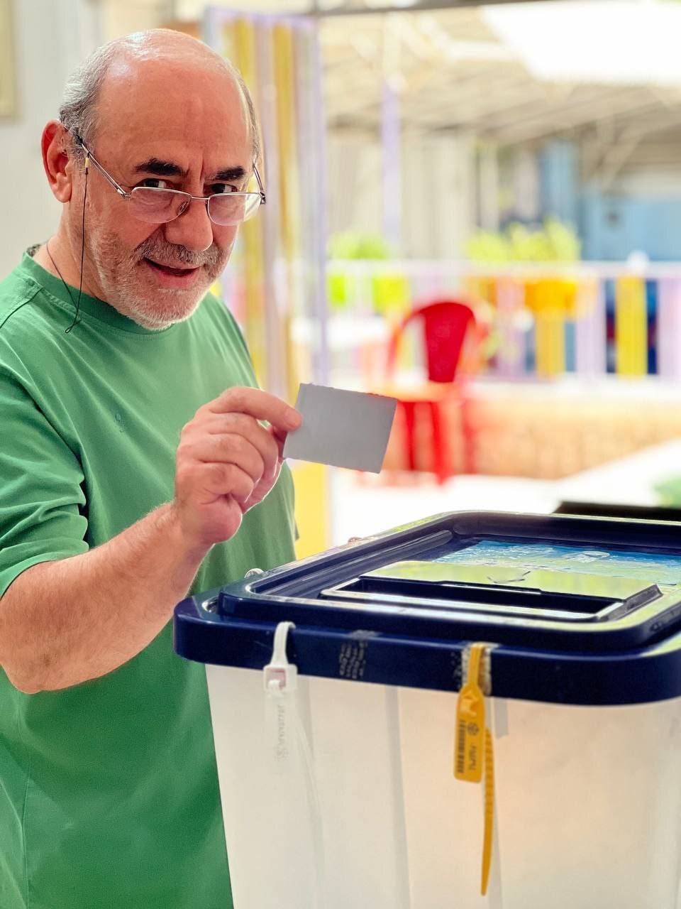 حاشیه و متن انتخابات ریاست جمهوری چهاردهم ۸ تیر حاشیه و متن انتخابات ریاست جمهوری چهاردهم ۸ تیر