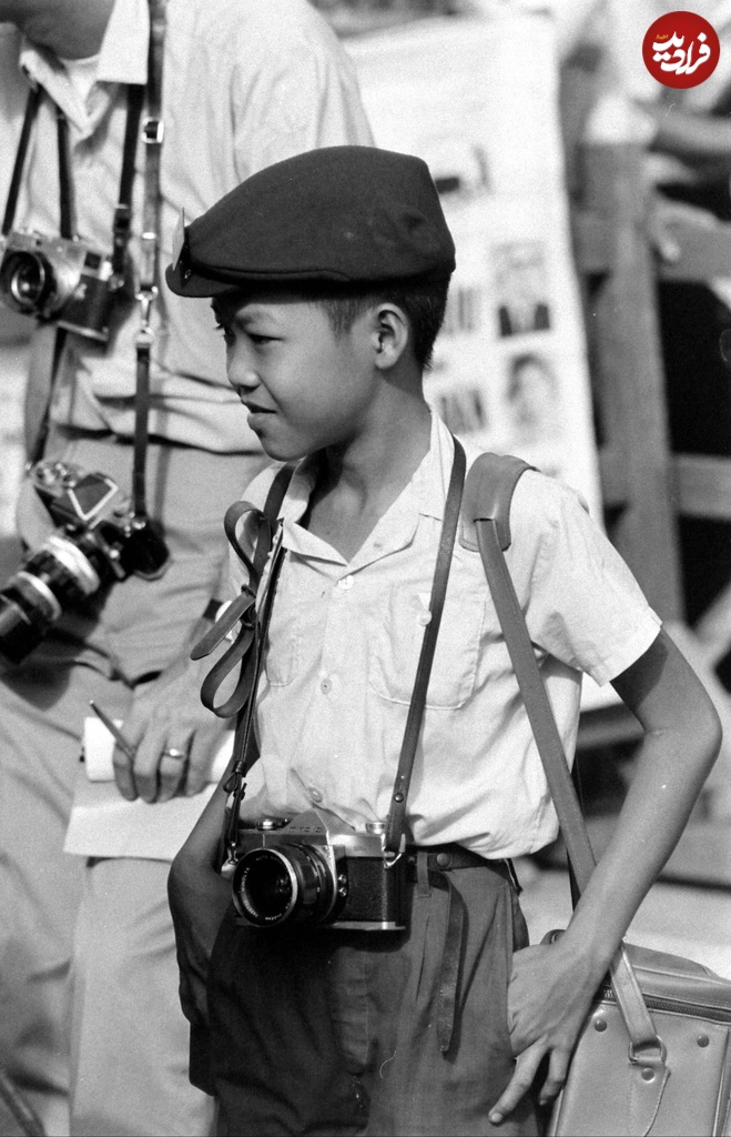 (تصاویر) عکس‌های تکان‌دهنده‌ای که یک عکاس ۱۲ ساله از جنگ گرفت