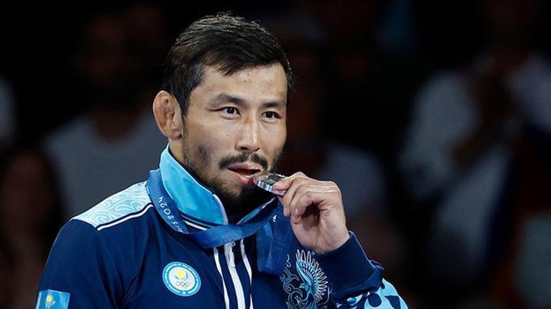 پاداش‌های عجیب و غریب قهرمانان المپیک؛ از نودل رایگان تا الماس!