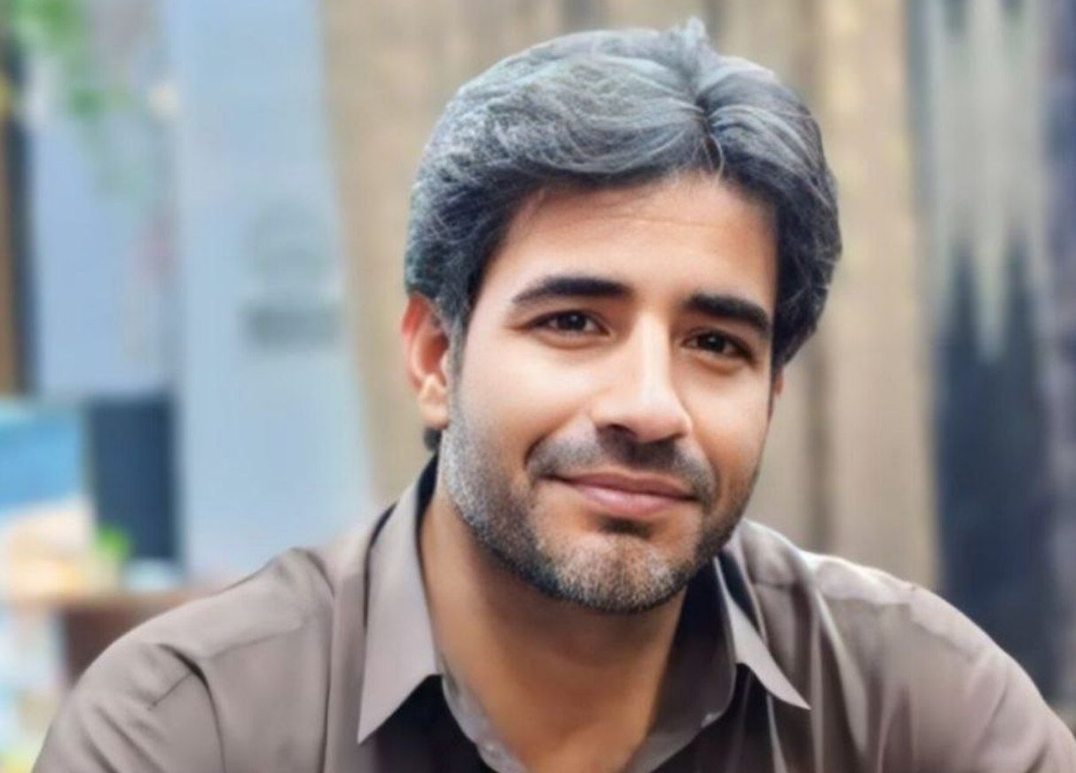 منبع آگاه: رئیس ادارهٔ آگاهیِ خاش توسط افراد مسلح ناشناس در مقابل منزلش ترور شد