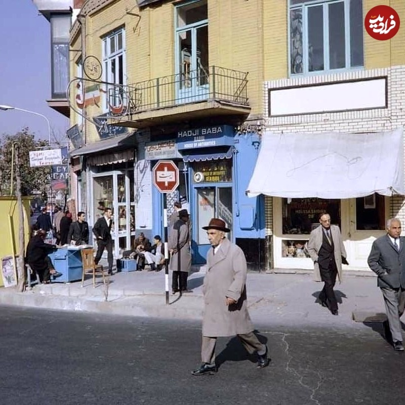 (تصاویر) از بساط «تتوکاری» تا عکس یادگاری با «میمون»