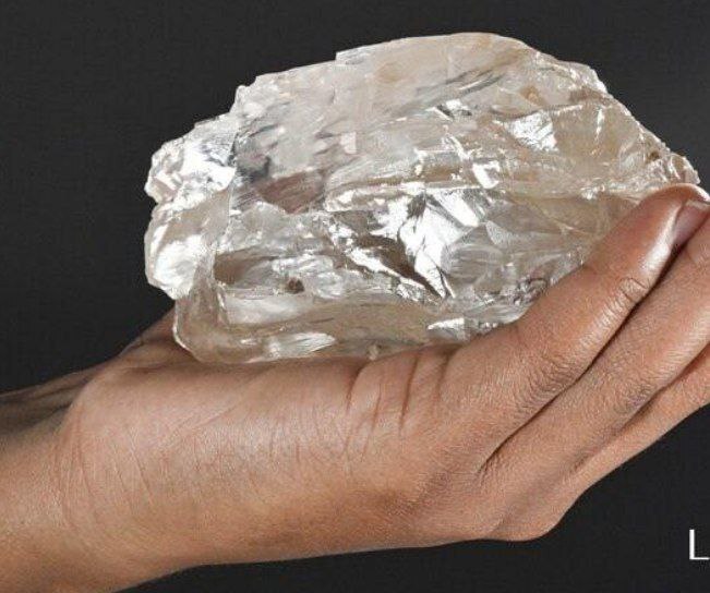 (تصویر) کشف یکی از بزرگترین الماس‌ها در تاریخ جهان