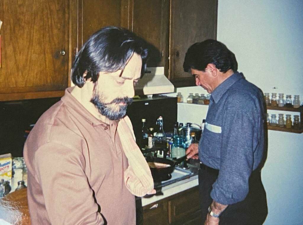 (تصویر) محمدرضا شجریان و حسین علیزاده در قابی بسیار متفاوت