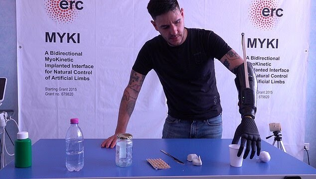 (تصویر) اولین دست مصنوعی رباتیک جهان که با ذهن کنترل می‌شود