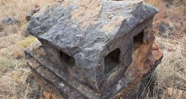 (تصاویر) اثر باستانی مرموز ماداگاسکار به زرتشتی‌ها تعلق دارد!