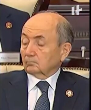 (تصویر) سخنرانی علی اف در پارلمان آذربایجان سوژه شد