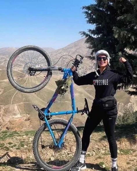 (تصاویر) بیوگرافی، عکس‌های شخصی و زندگی خصوصی الناز شاکردوست