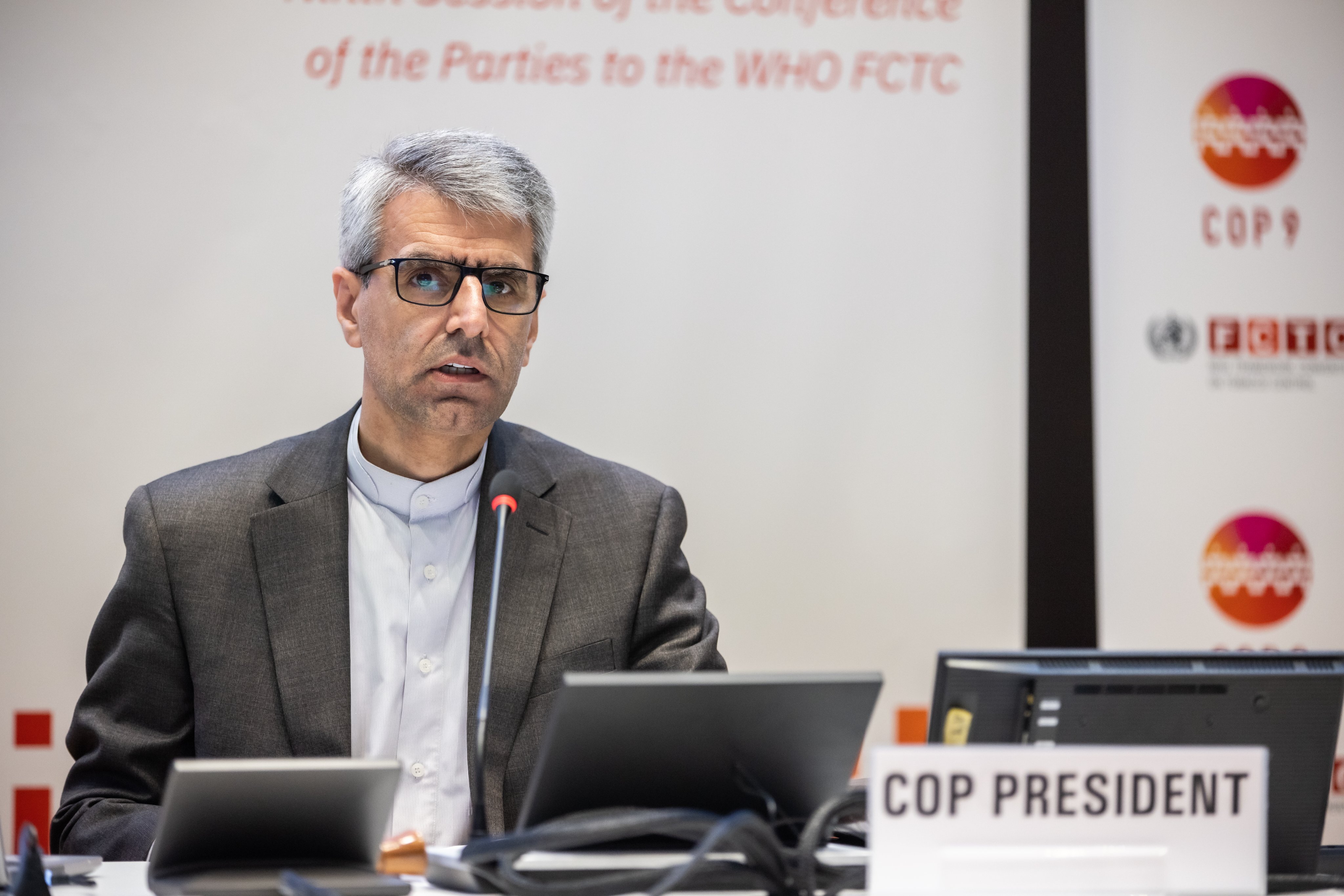 دیپلماسی عمومی با چاشنی حقوق بین‌الملل / در حال تکمیل