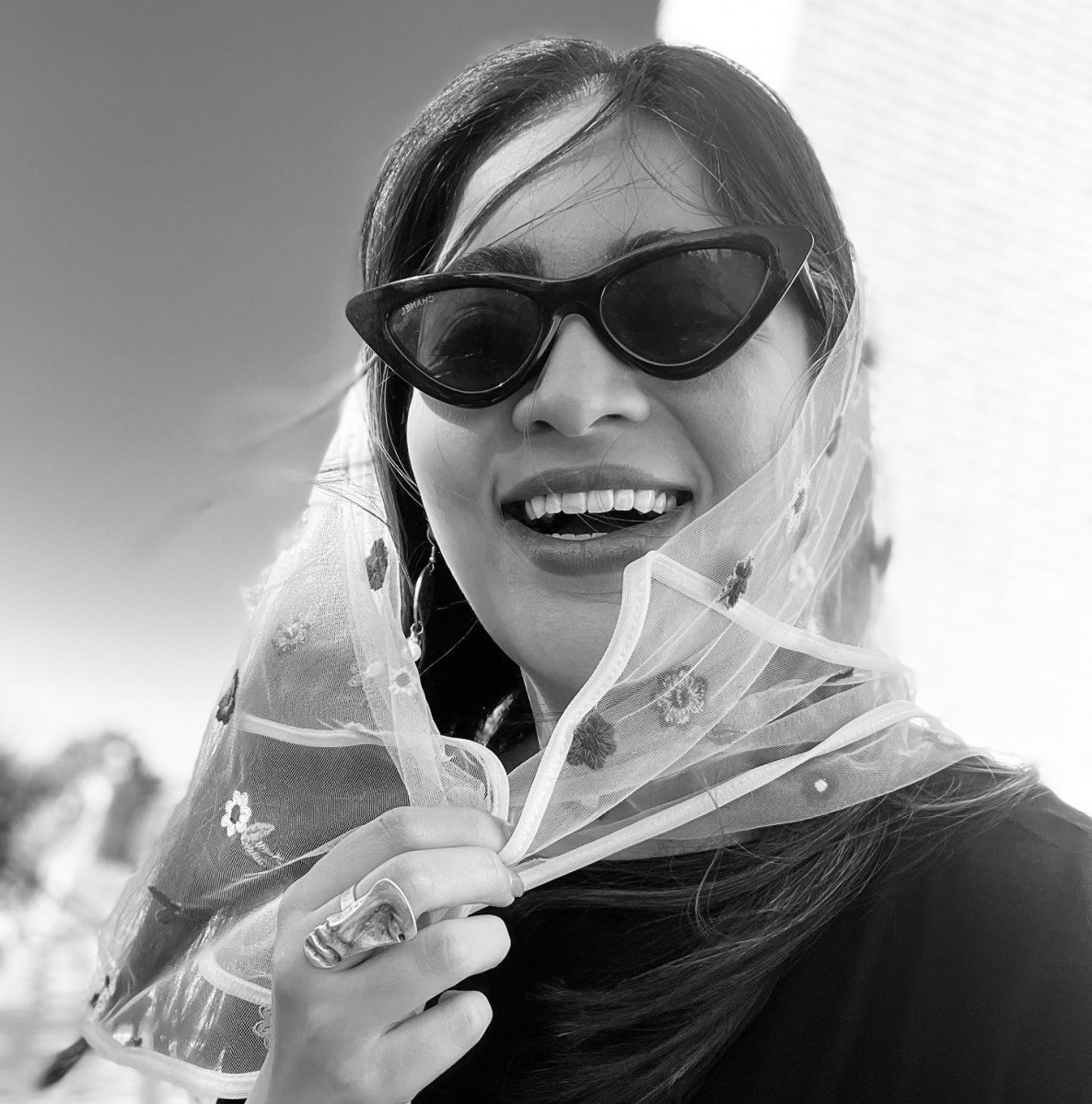 تغییر چهره و بیوگرافی عارفه معماریان دختر محمود نقاش سریال پایتخت (تصویر)