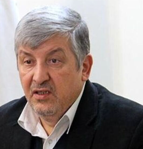 نباید نه یک گام جلوتر و نه یک گام عقب‌تر از تصمیم مسئولان رفتار کنیم