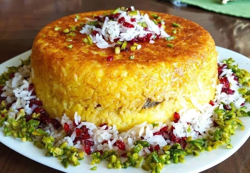 ته‌چین زرشک پلو با مرغ مجلسی؛ یک طعم بی‌نظیر