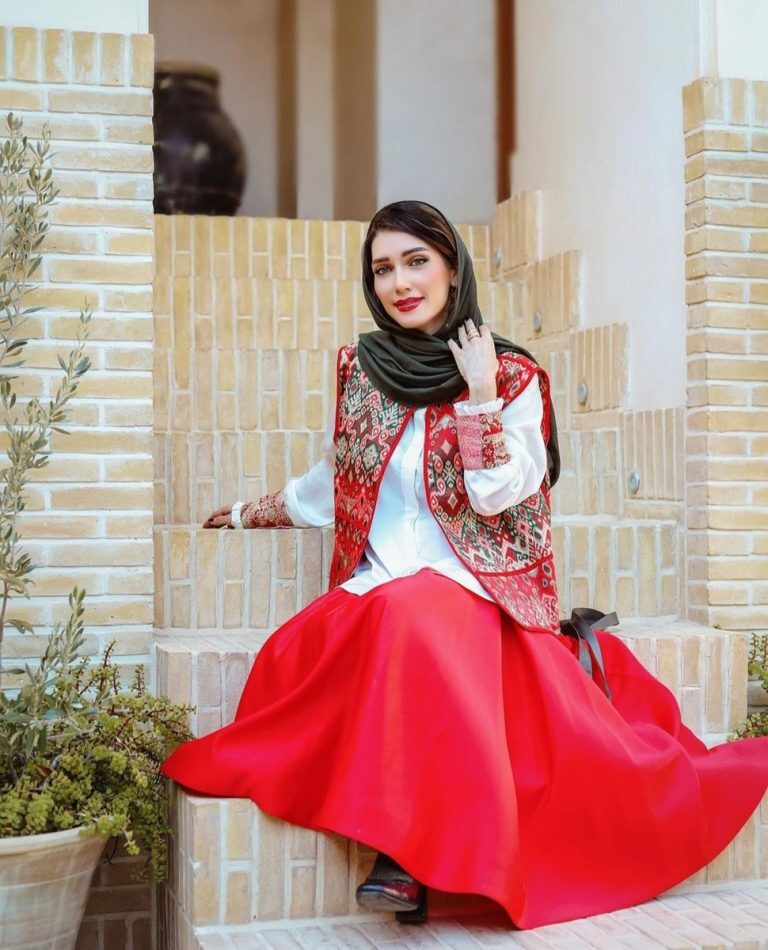 تغییر چهره شهرزاد کمال زاده بازیگر سریال گاندو پس از ۳ سال (تصاویر)///درحال تکمیل