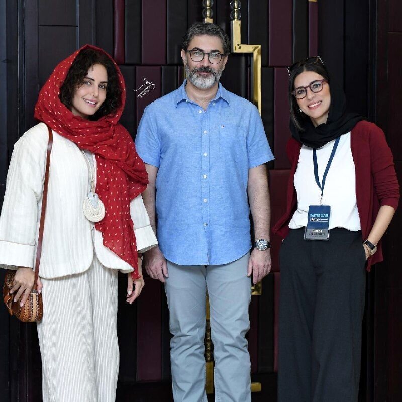 قاب یادگاری پارسا پیروزفر، سحر دولتشاهی و الناز شاکردوست