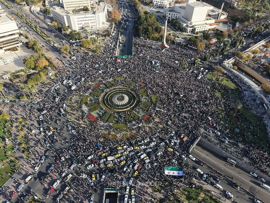 تصاویر پهپادی از جشن سقوط حکومت اسد در دمشق تصاویر پهپادی از جشن سقوط حکومت اسد در دمشق