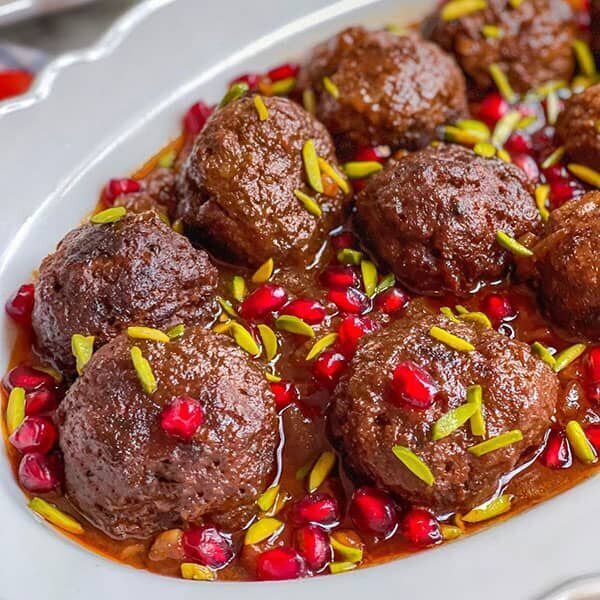 طرز تهیه کوفته انار و گردوی مجلسی؛ غذای مخصوص شب یلدا