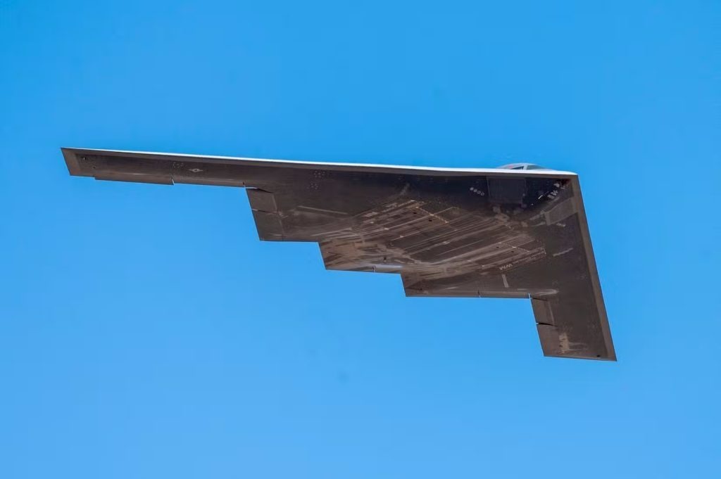 (تصاویر) آیا بمب افکن پنهانکار B-۲۱ Raider می‌تواند بدون خلبان پرواز کند؟