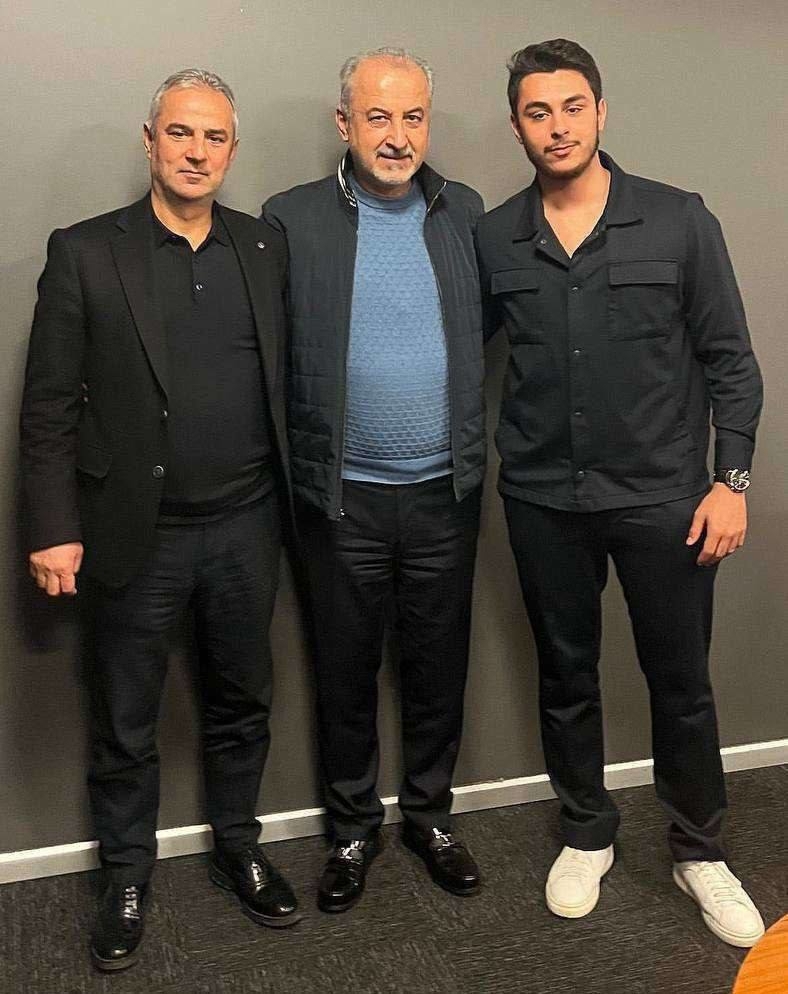 (عکس) تصویر اسماعیل کارتال بعد از توافق با پرسپولیس