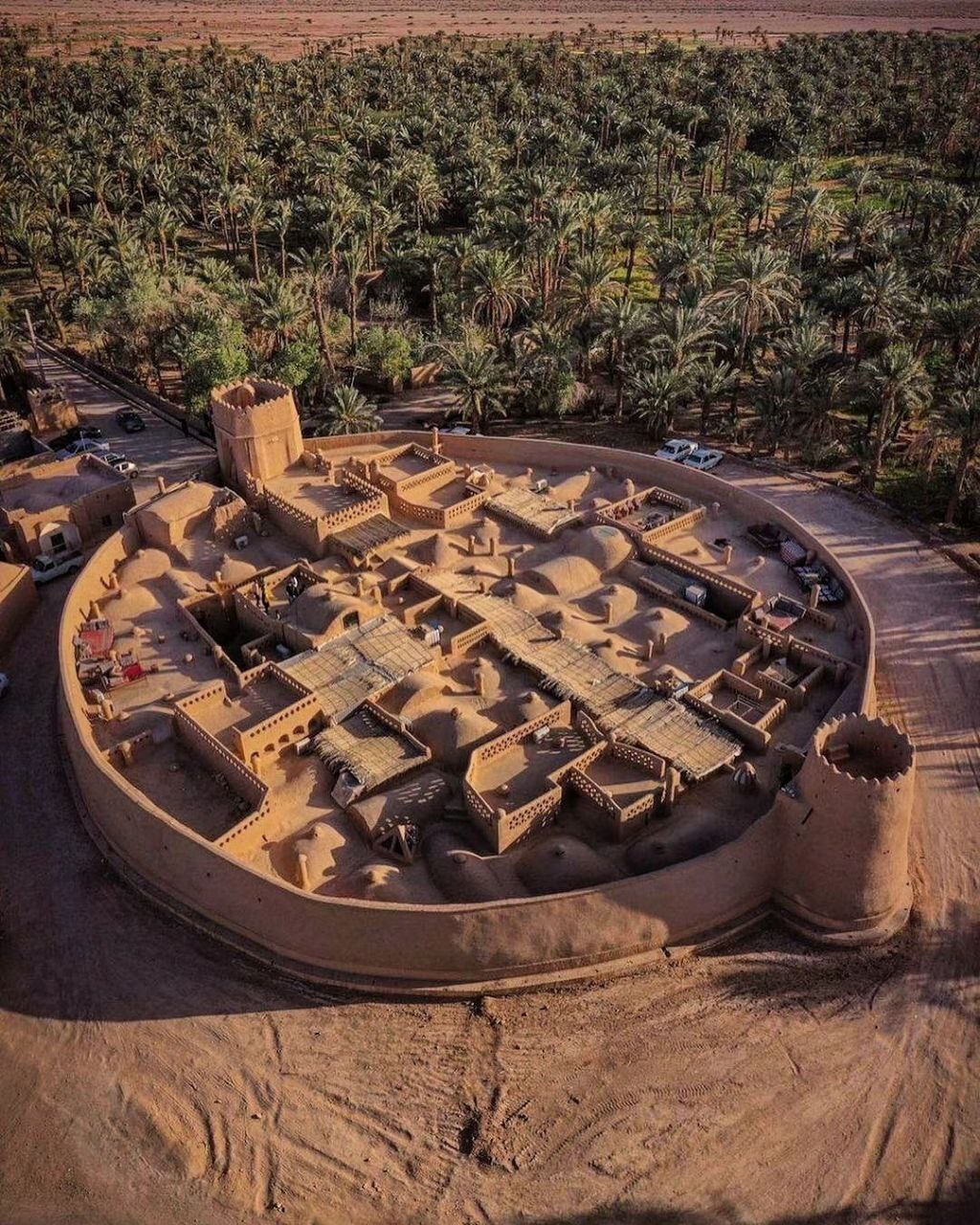 عکس هوایی جالب از قلعه باقر آباد