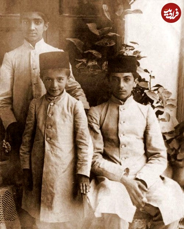 یس
