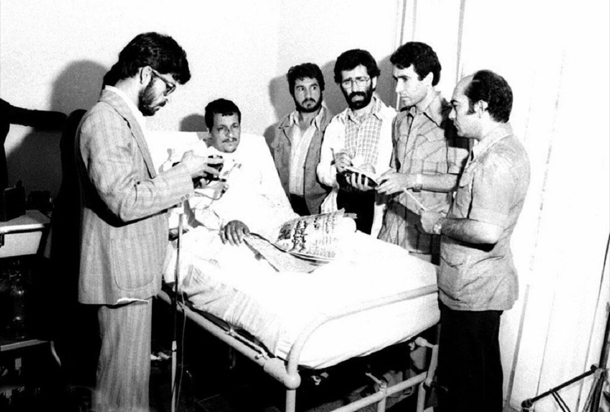 تصویری از ترور نافرجام آیت‌الله هاشمی رفسنجانی؛ عفت مرعشی ناجی همسر شد