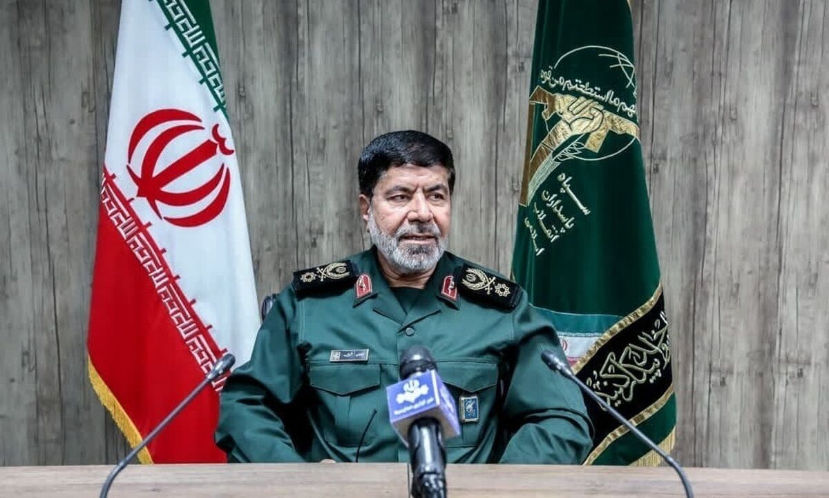 مشاور فرمانده کل سپاه: دشمن برای تماشای شگفتانه‌های ایرانی آماده شود
